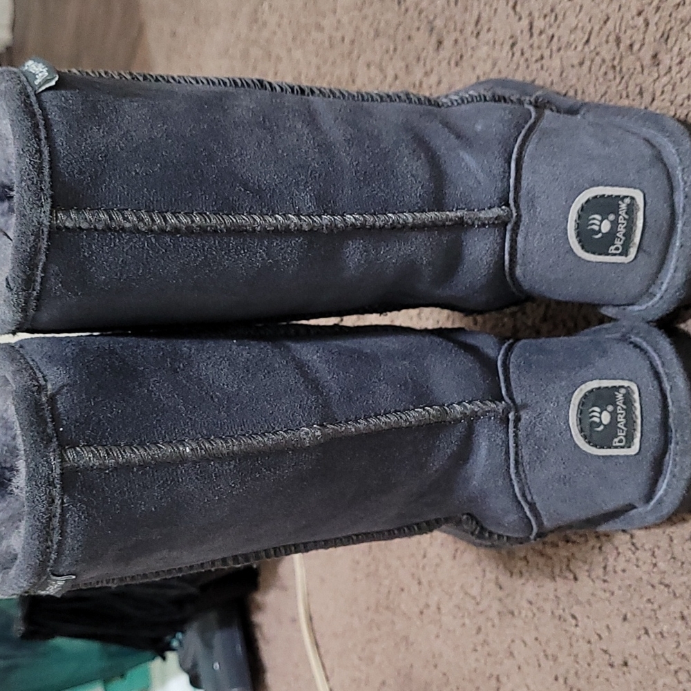 Boots - Picture 4 of 4